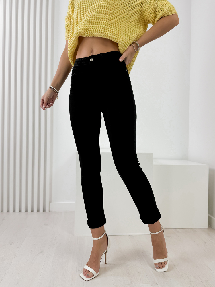 HOSE LEATA SCHWARZ