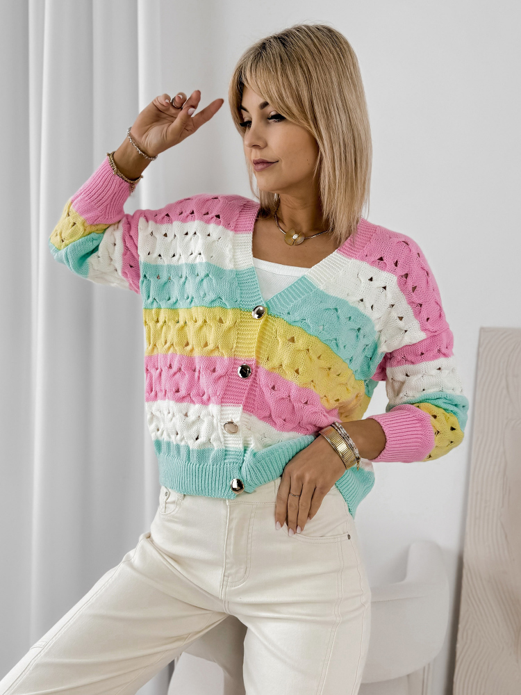 MEGZTINIS ARELA THREE