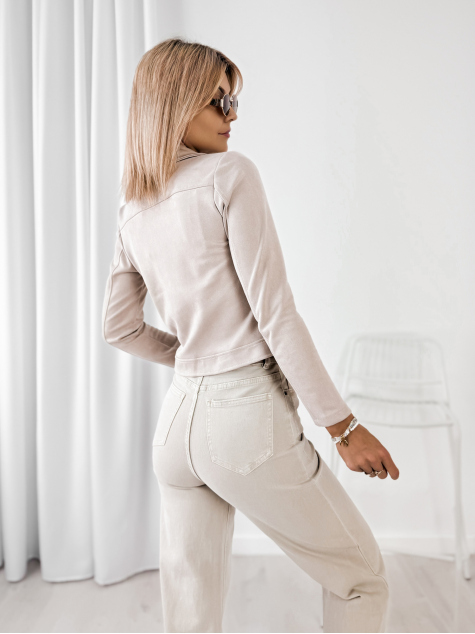 JACKE CELIA HELLBEIGE