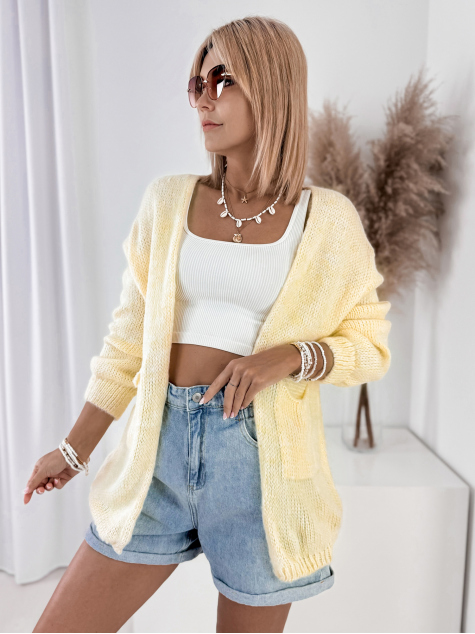 STRICKJACKE ANTILA GELB