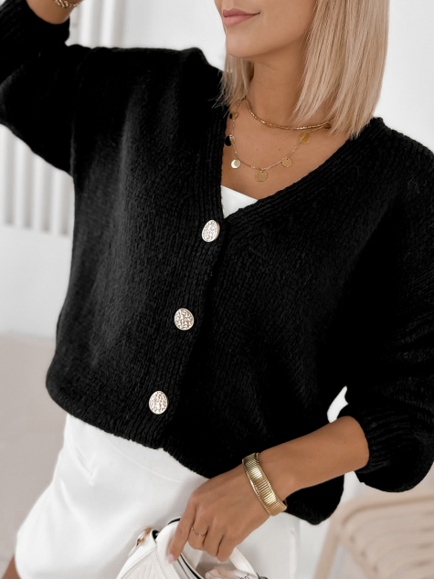 SVETR LUCIA ČERNÝ