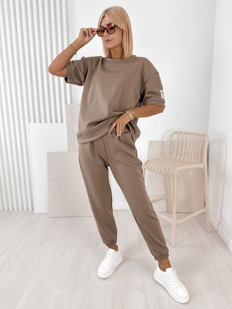 KOMPLET FOSCA DRESS TMAVOBÉŽOVÝ