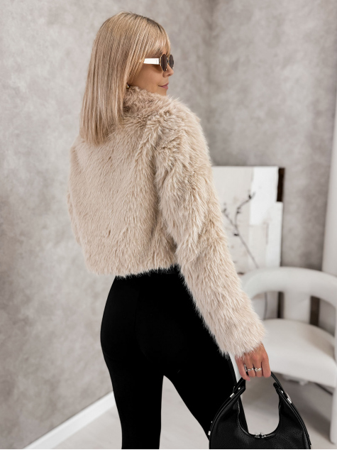 ЯКЕ OTARIA FUR БЕЖОВA
