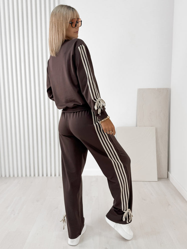 SOUPRAVA DRESS RIKER HNĚDÝ
