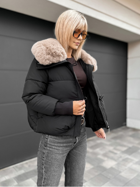 STRIUKĖ AURORA JUODA