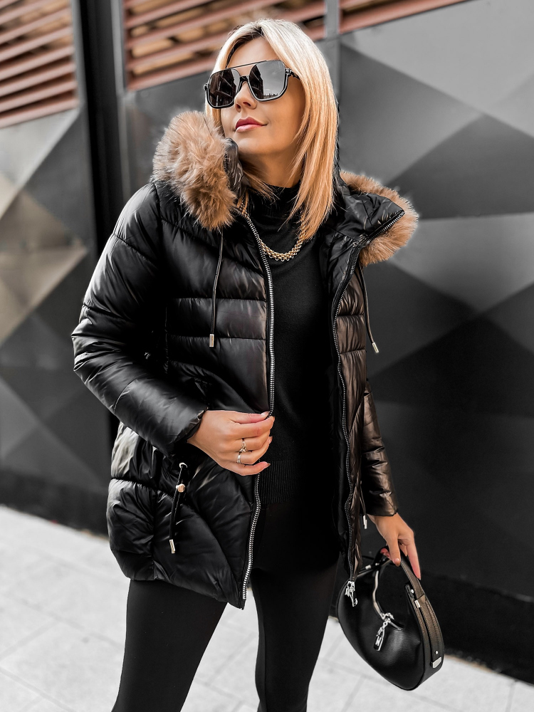OPIAM STRIUKĖ JUODA