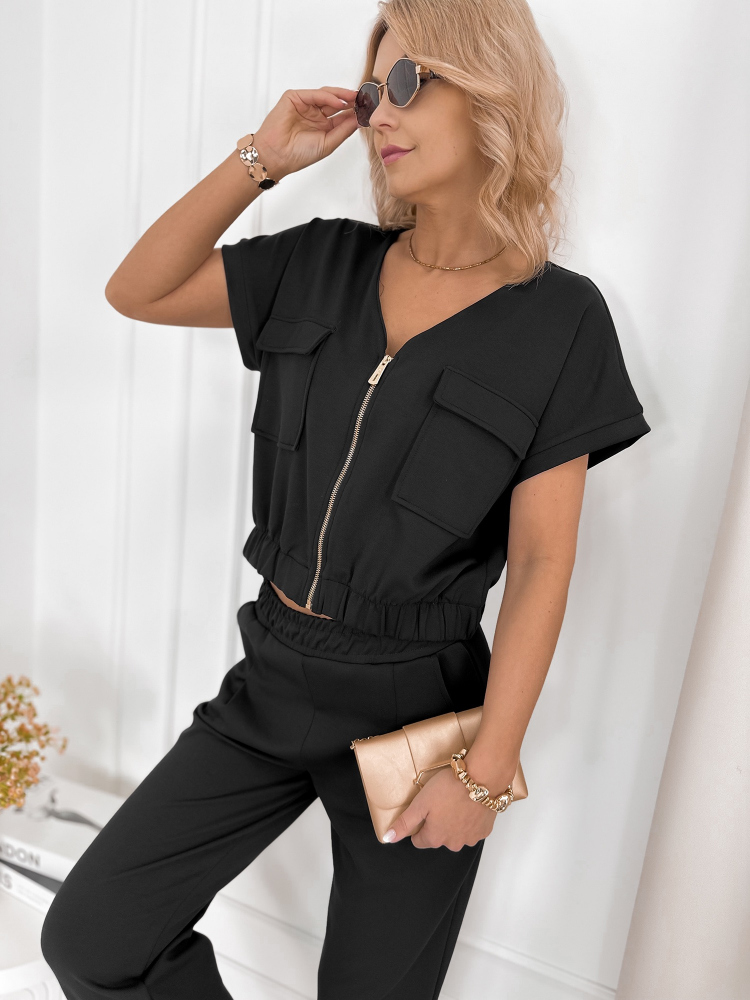 SET EMMA SCHWARZ