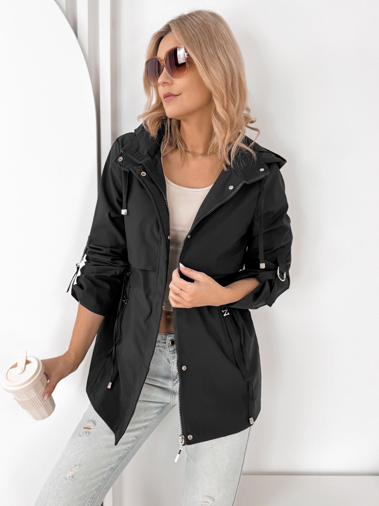 JACKE INGRID SCHWARZ