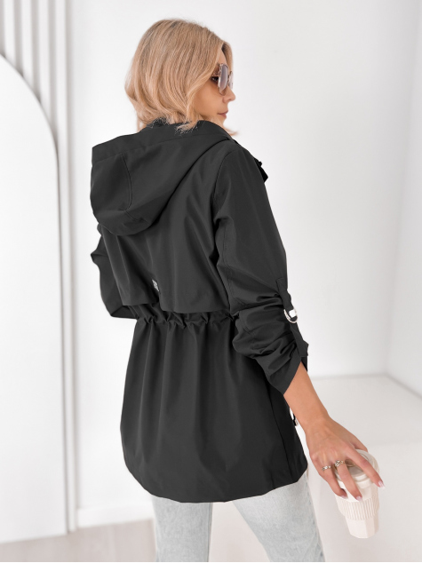 JACKE INGRID SCHWARZ