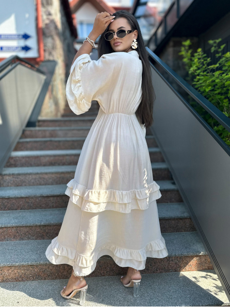 RUHA VERONIKA BÉZS