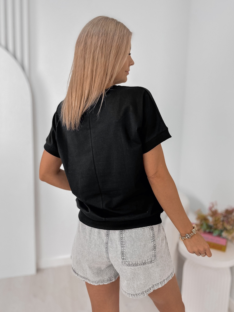 PALAIDINĖ STRIVE JUODA