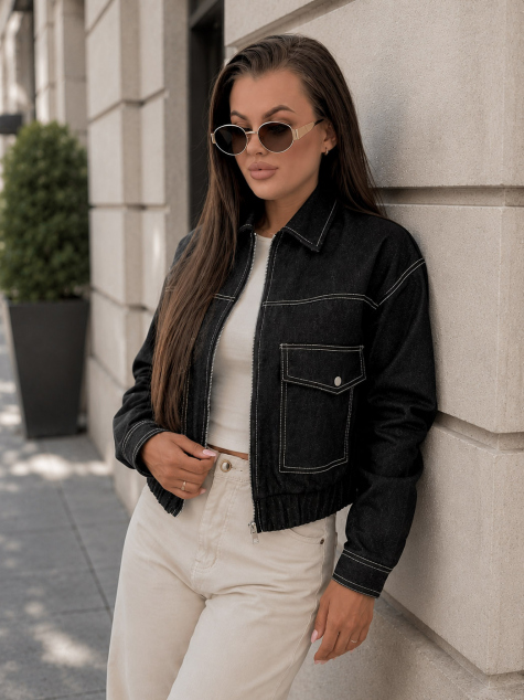 STRIUKĖ PATRICIA JUODA