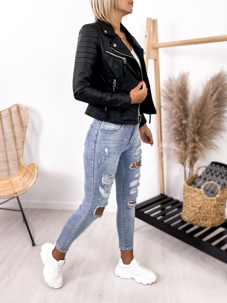 JACKE DELMIRA SCHWARZ