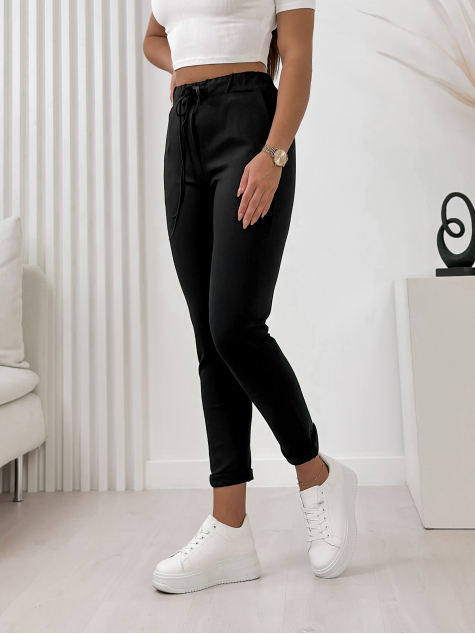 PANTALONI NUMEL NEGRU