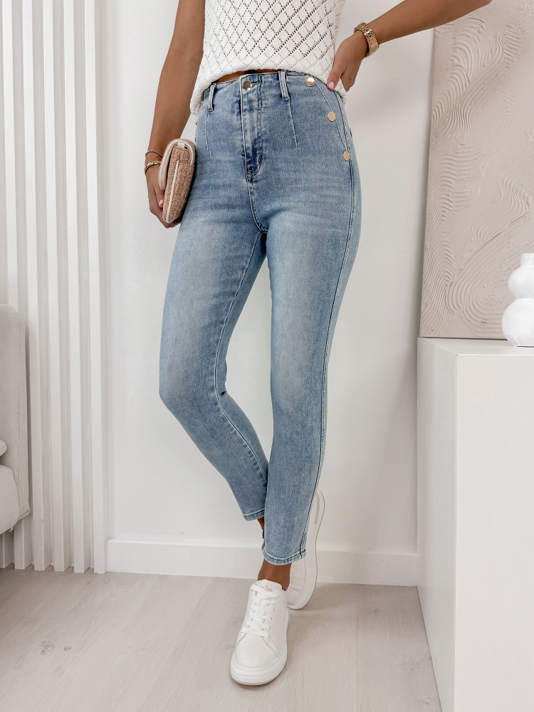 HOSE JANUAR BUNA
