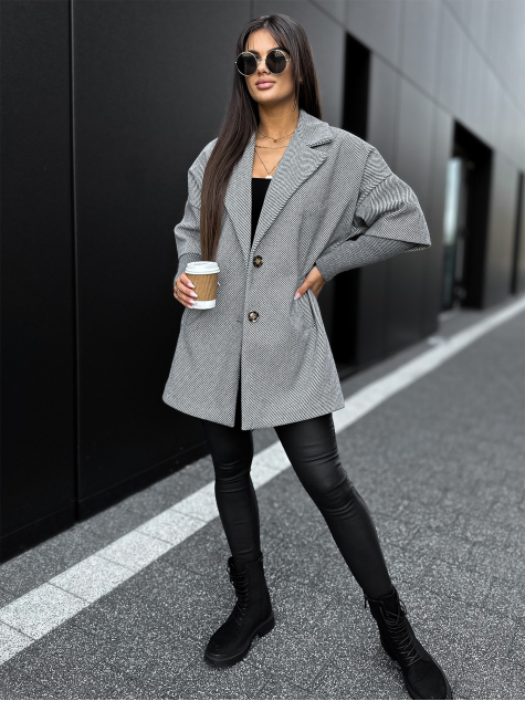 MĒTELIS OLIENA THREE