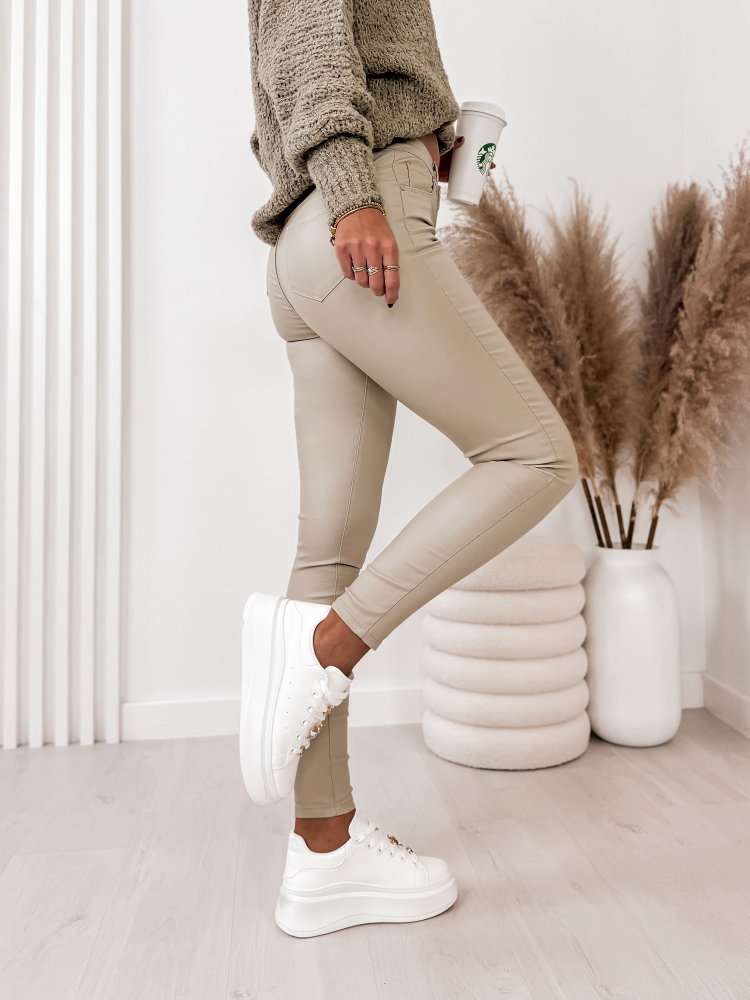 PANTALONI PIELE NETEDA CU TALIE INALTA BEJ