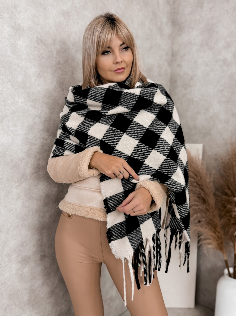 ШАЛ LAKAZZY ONE