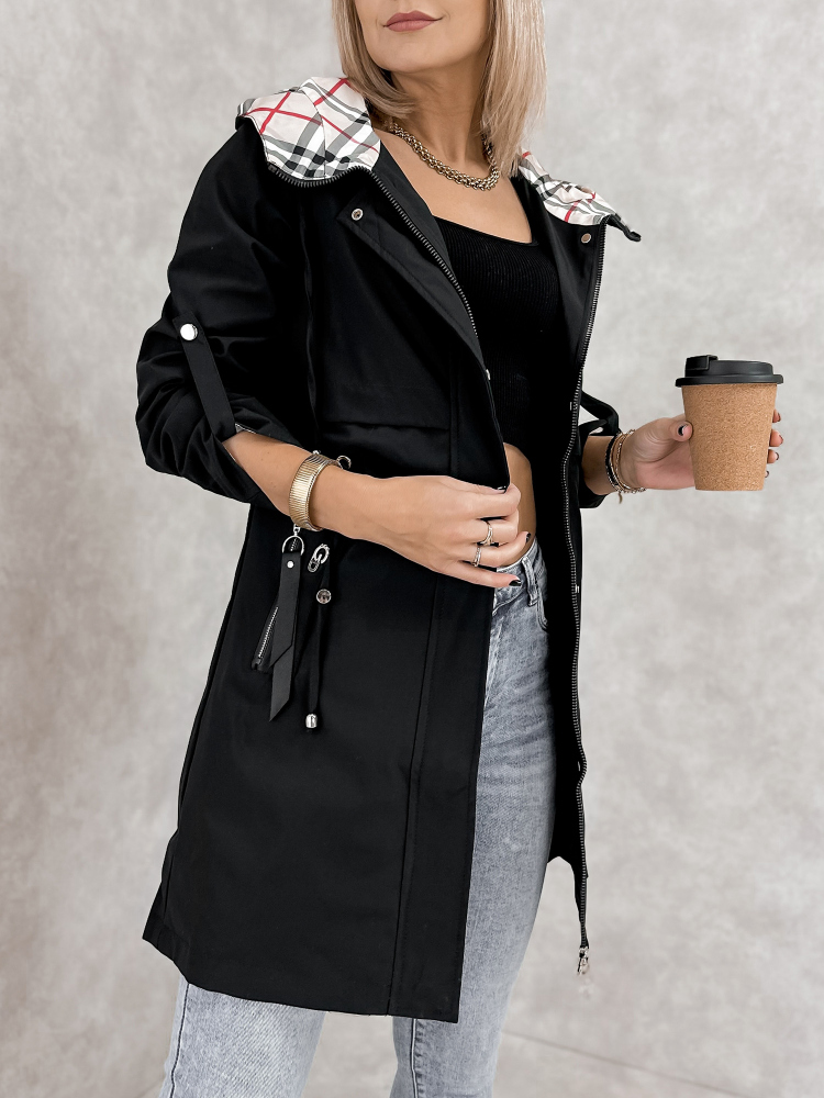 JACKE RAYOVA SCHWARZ